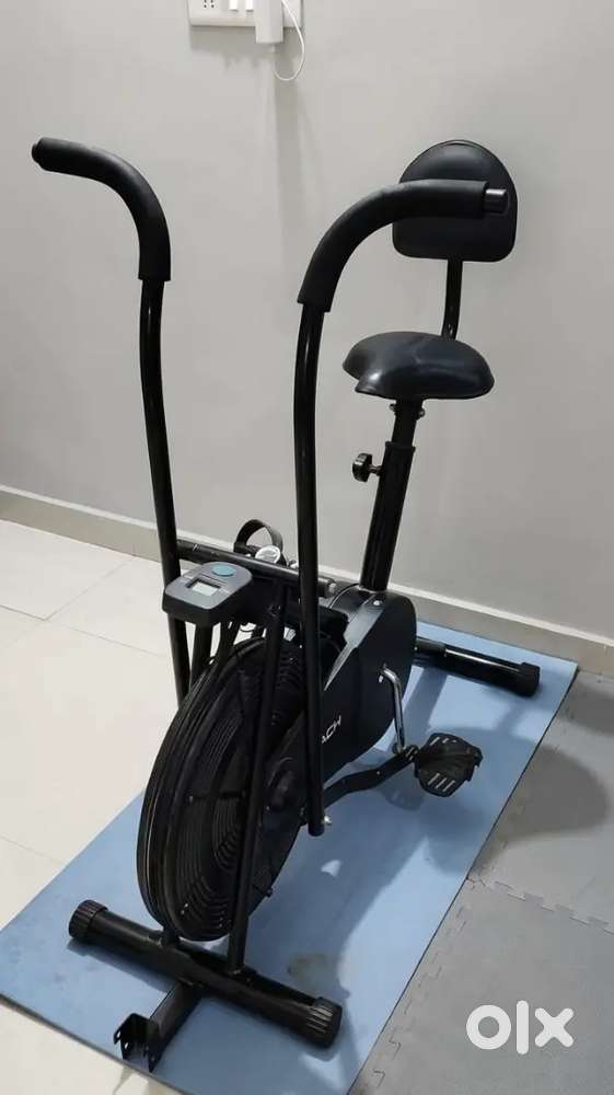 Reach Air Bike Exercise Cycle with Moving or Stationary Handle