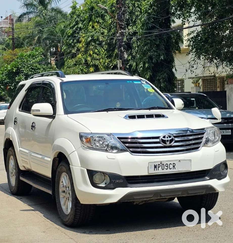 Toyota Fortuner, 2014, Diesel