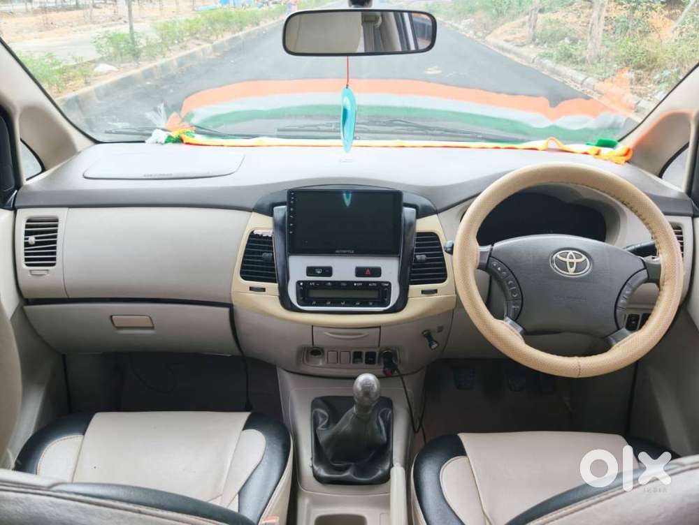 Toyota Innova 2.5 Ev Ps 8 Str Bs-iii, 2009, Diesel