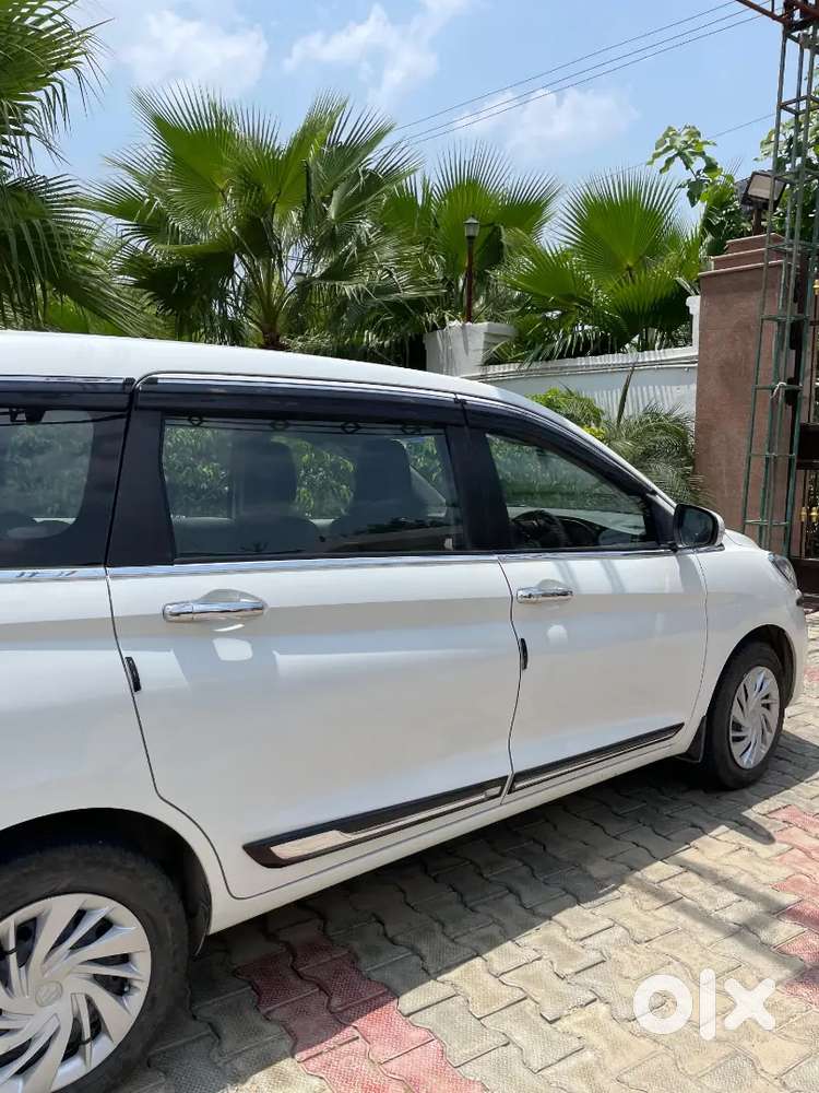 Maruti Ertiga Vxi  Cng 2025