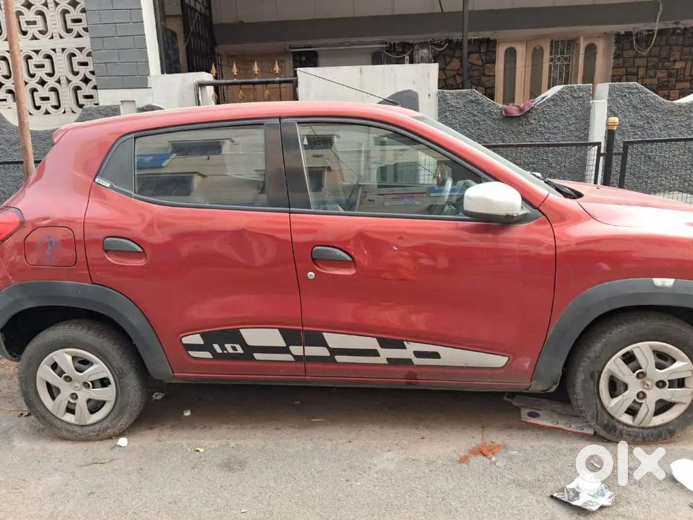 Kwid Red Color