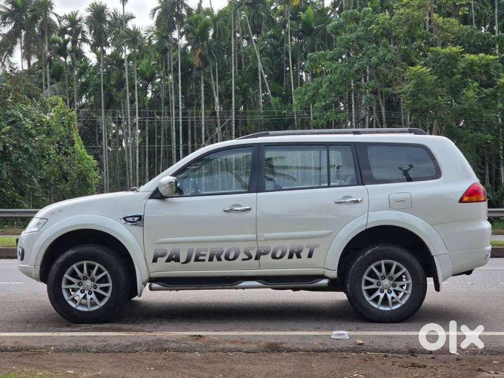 Mitsubishi Pajero Sport 2.5 Manual, 2013, Diesel