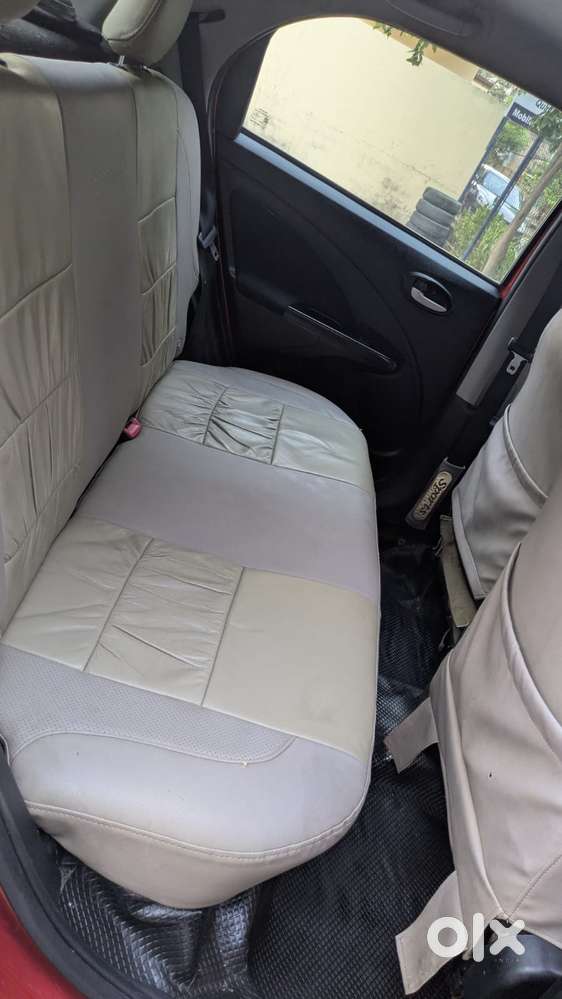 Toyota Etios Cross 1.5l V, 2016, Petrol