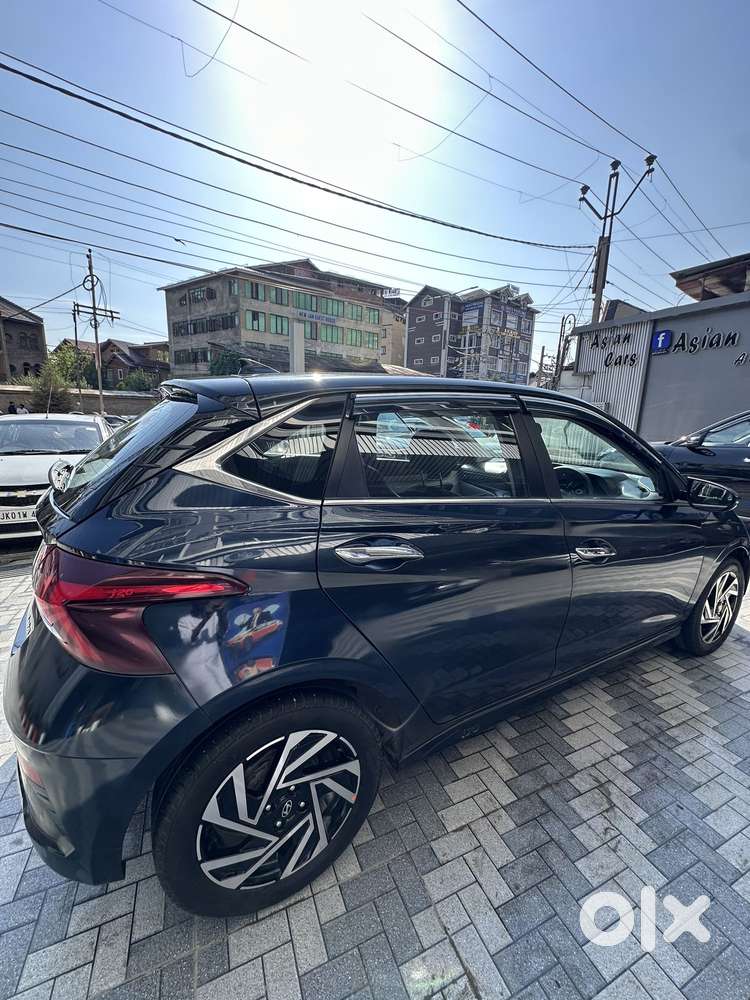 Hyundai I20 Asta (o) 1.2 Mt, 2024, Petrol