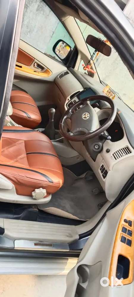 Car In Good Condition Fort Glass Wanting  And Small Repairs
