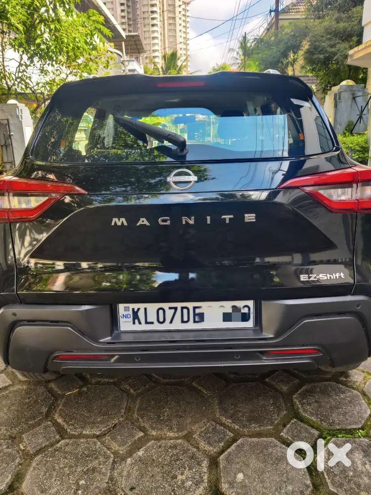 Nissan Magnite 1.0 Xe Amt Ez Shift 2024