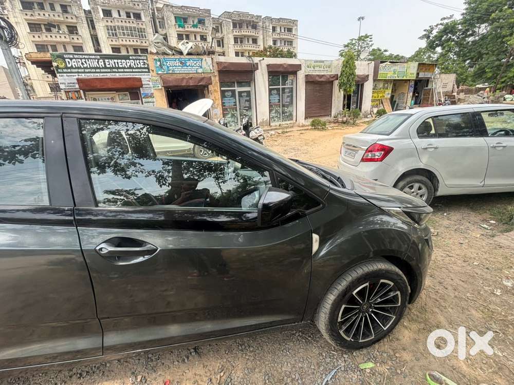 Without Any Single Scratch .single Hand Car And New Ceat Tyres With Wa