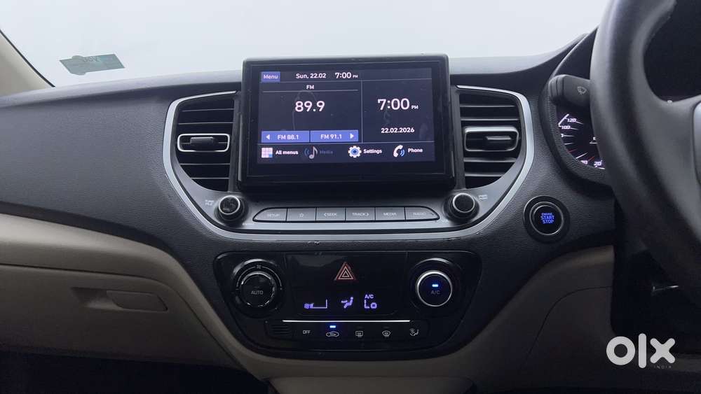 Hyundai Verna 1.5 Sx Ivt, 2022, Petrol