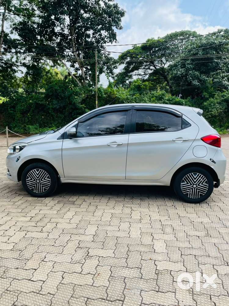 Tata Tiago 1.05 Revotorq Xz, 2017, Petrol
