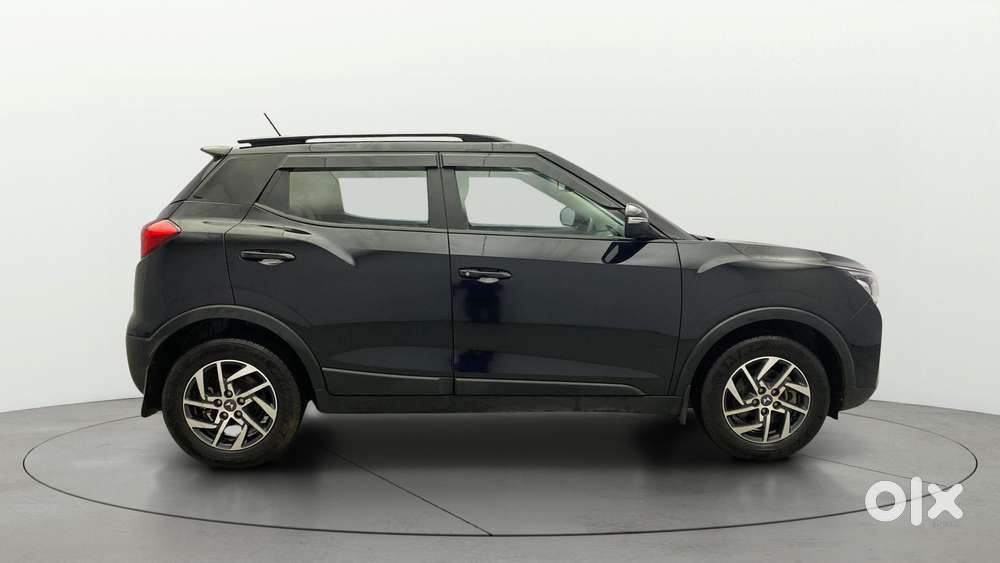 Mahindra Xuv300 W8 Option, 2023, Petrol