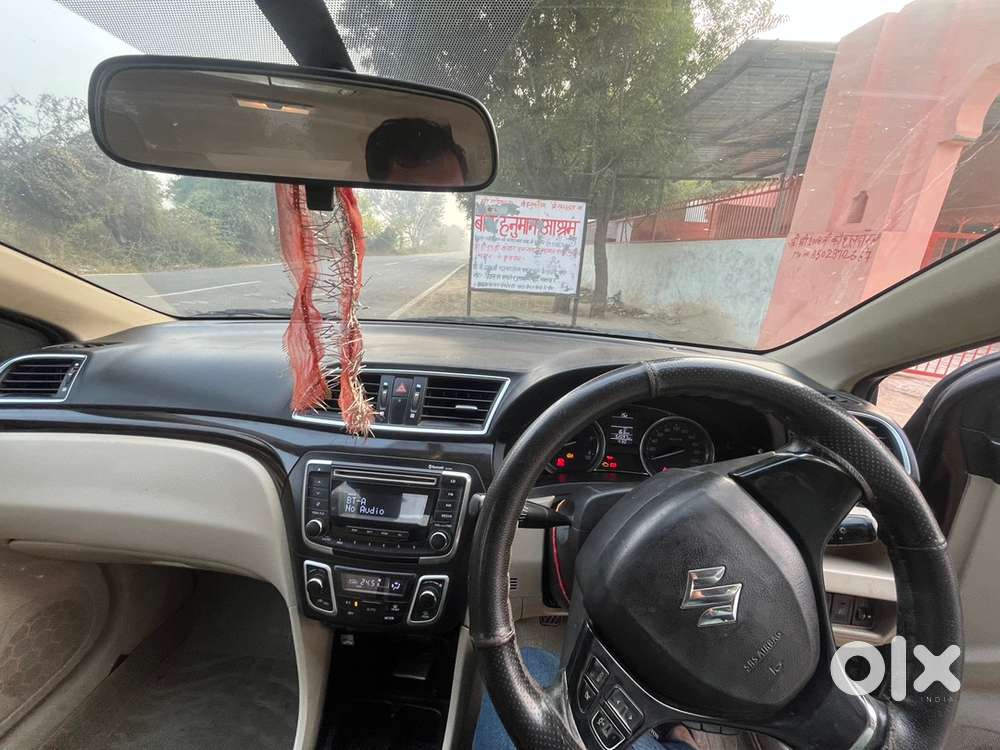 Maruti Suzuki Ciaz Vdi Hybrid 22kmpl Plus 2016 Year