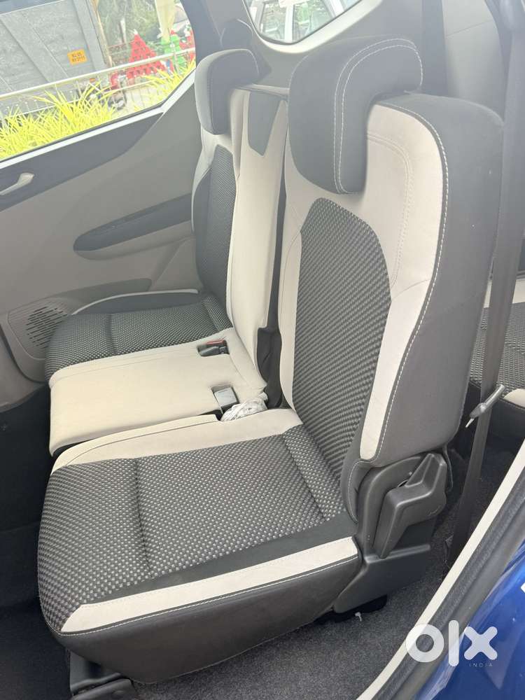 Renault Triber Rxz Easy-r Amt, 2021, Petrol