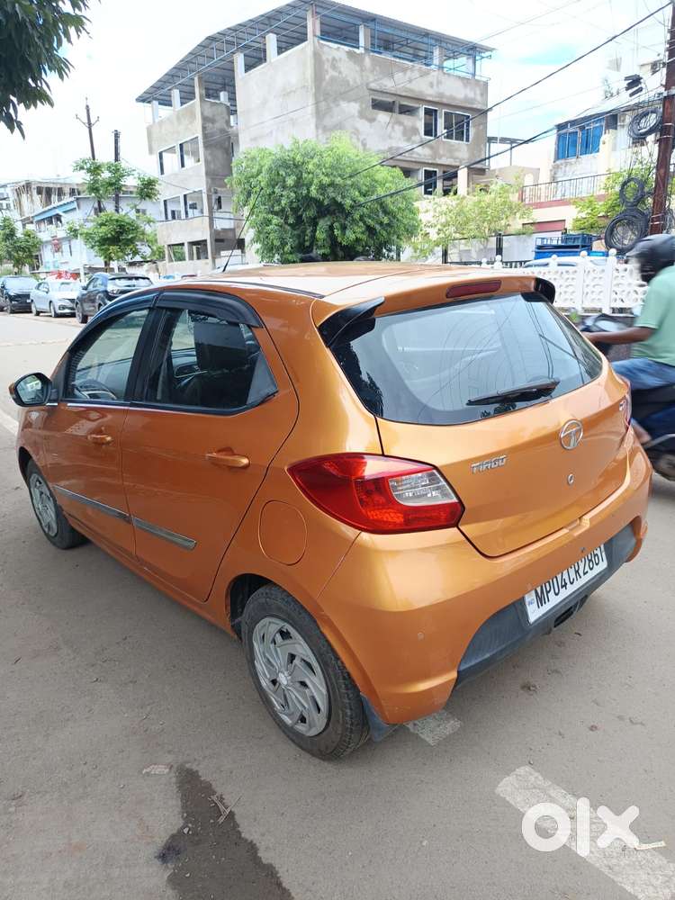 Tata Tiago Xz, 2016, Petrol