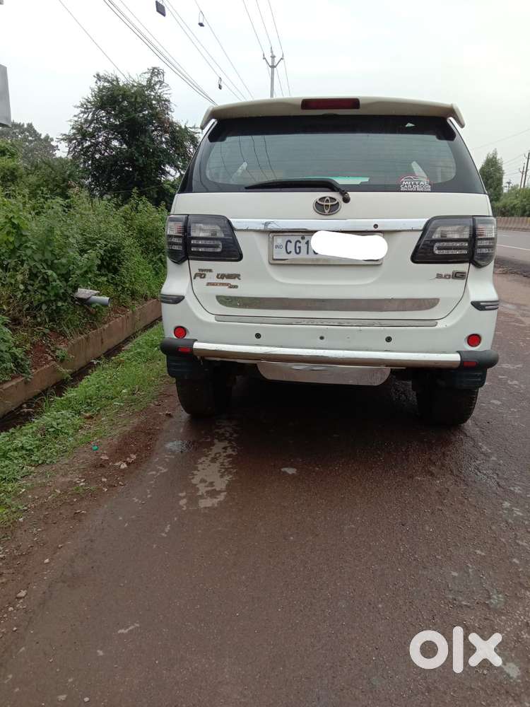Toyota Fortuner 4x2 Manual, 2011, Diesel