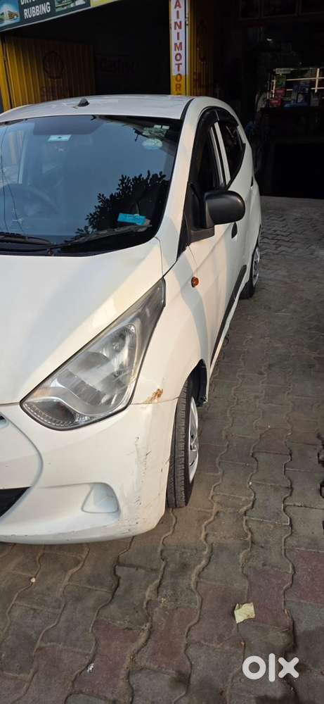 Hyundai Eon 2017 Year