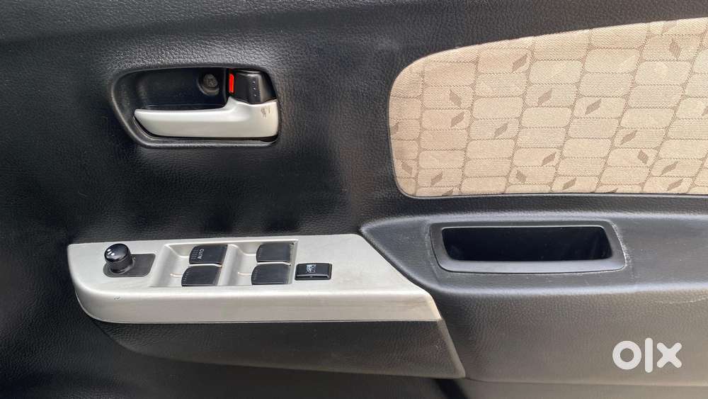 Maruti Suzuki Wagon R 1.0 Vxi, 2016, Petrol