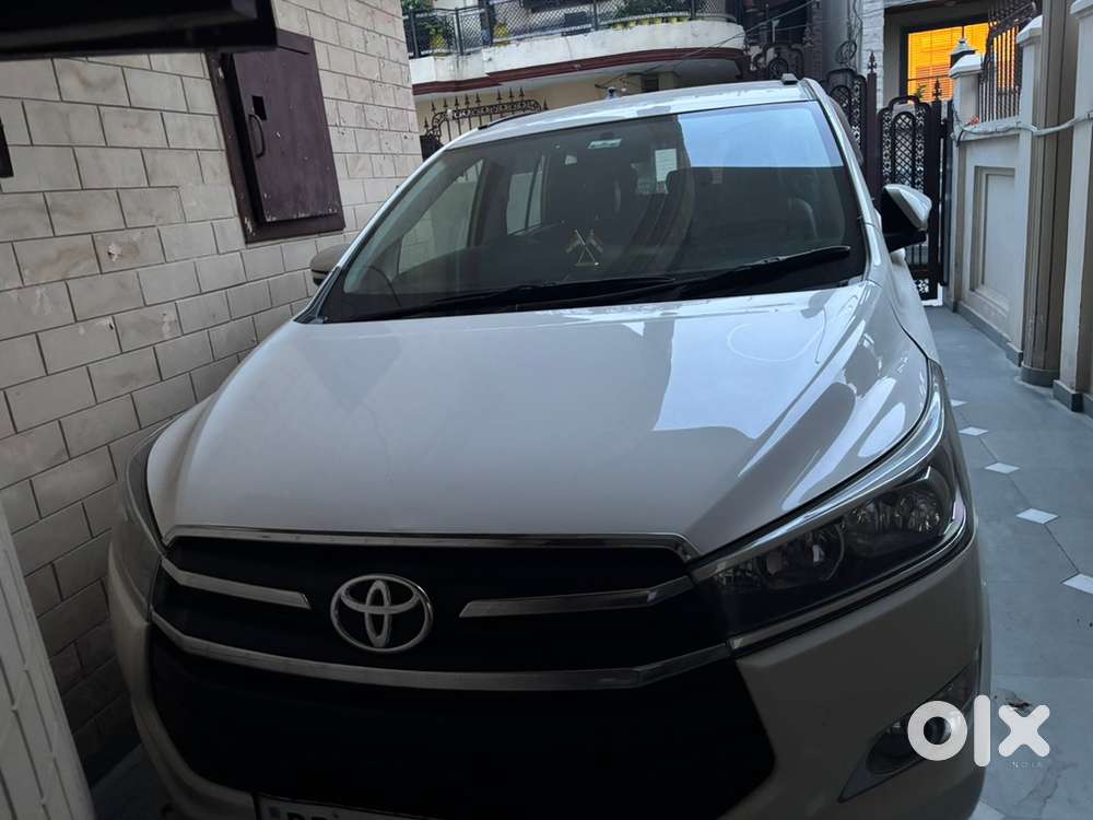 Toyota Innova Crysta 2017