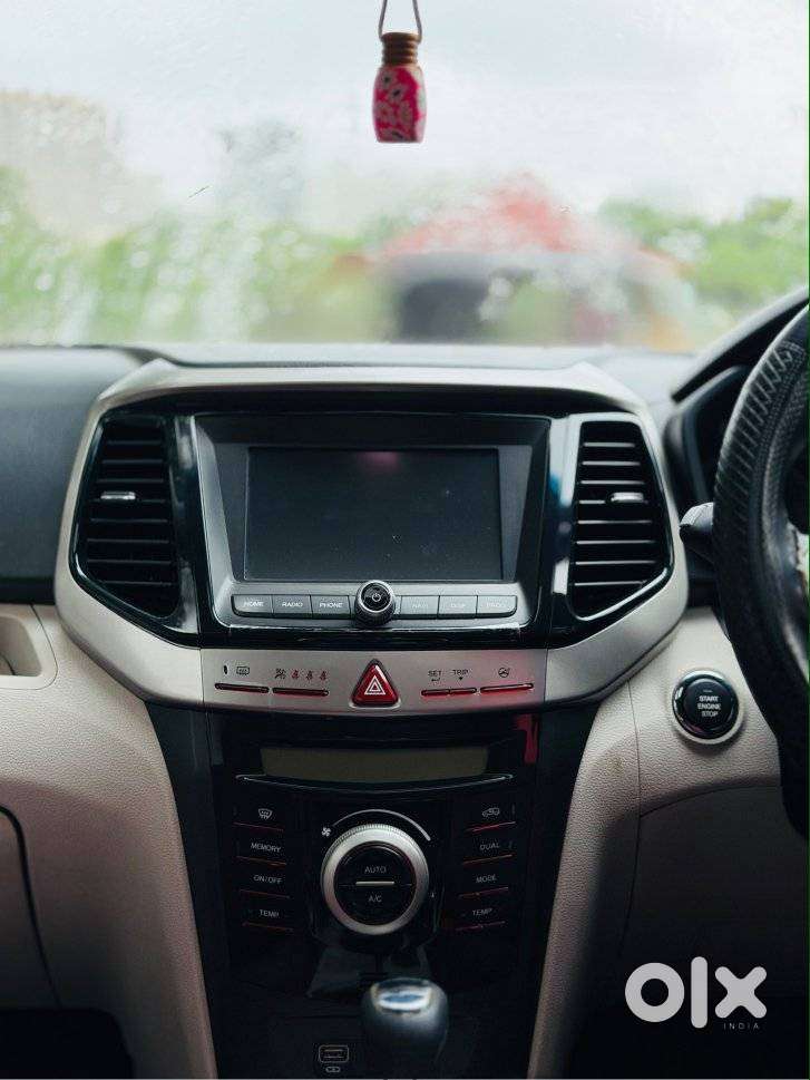 Mahindra Xuv300 W8 Amt Diesel, 2021, Diesel