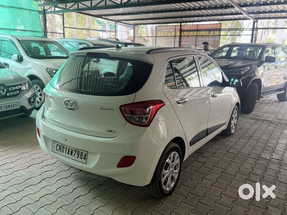 Hyundai Grand I10 Sportz, 2014, Petrol