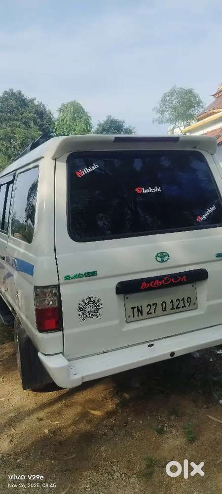 Toyota Qualis 2000 Diesel 150000 Km Driven