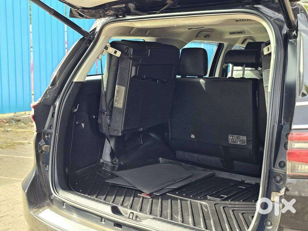 Toyota Fortuner 4x2 At 2.7 Petrol, 2023, Petrol