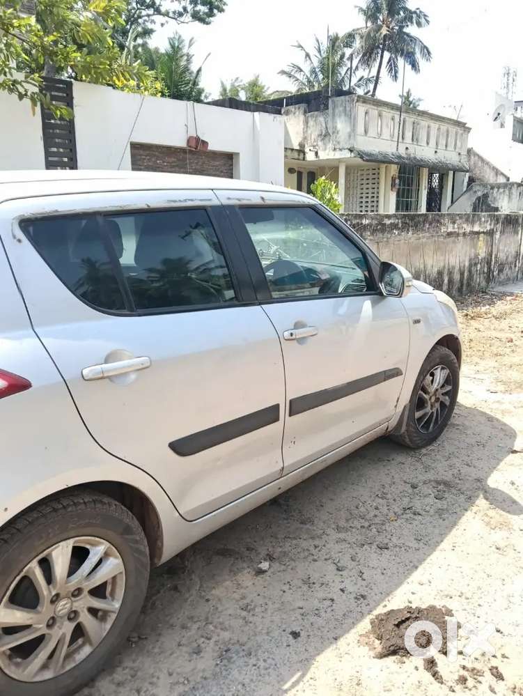 Maruti Suzuki Swift 2013 Zdi Diesel 129000 Km