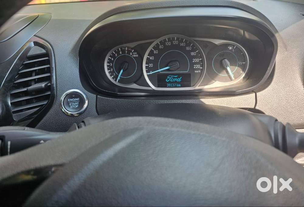 Ford Figo Titanium 2021