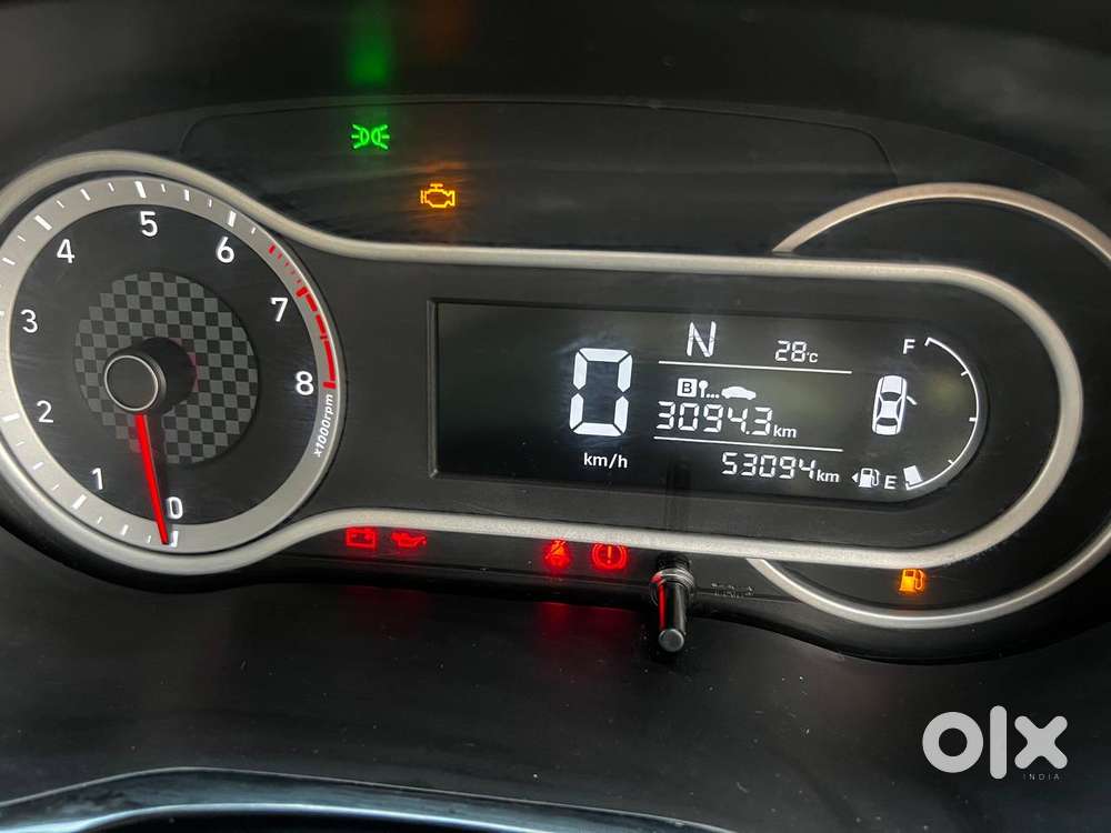 Hyundai Grand I10 Nios Amt Sportz, 2020, Petrol