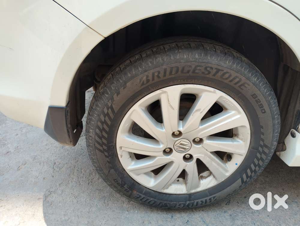 Maruti Suzuki Swift Dzire Zdi Bsiv, 2015, Diesel
