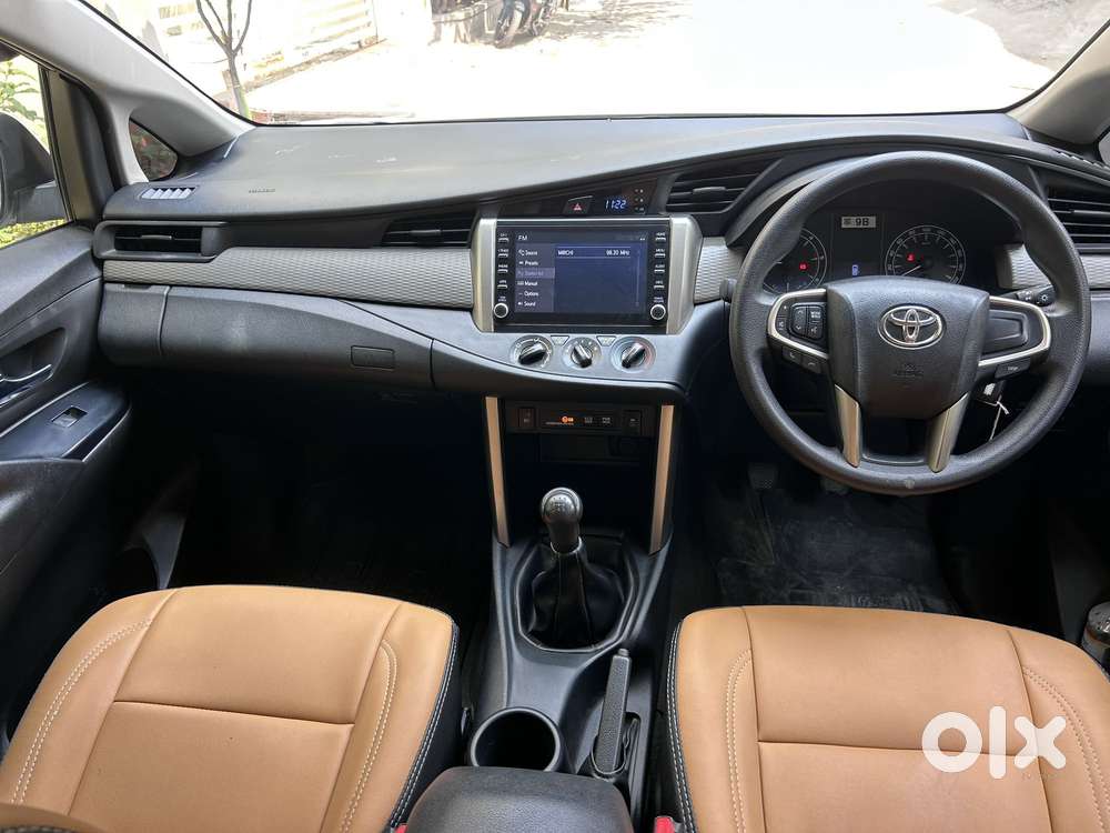 Toyota Innova Crysta 2.4 G Mt 8s, 2022, Diesel