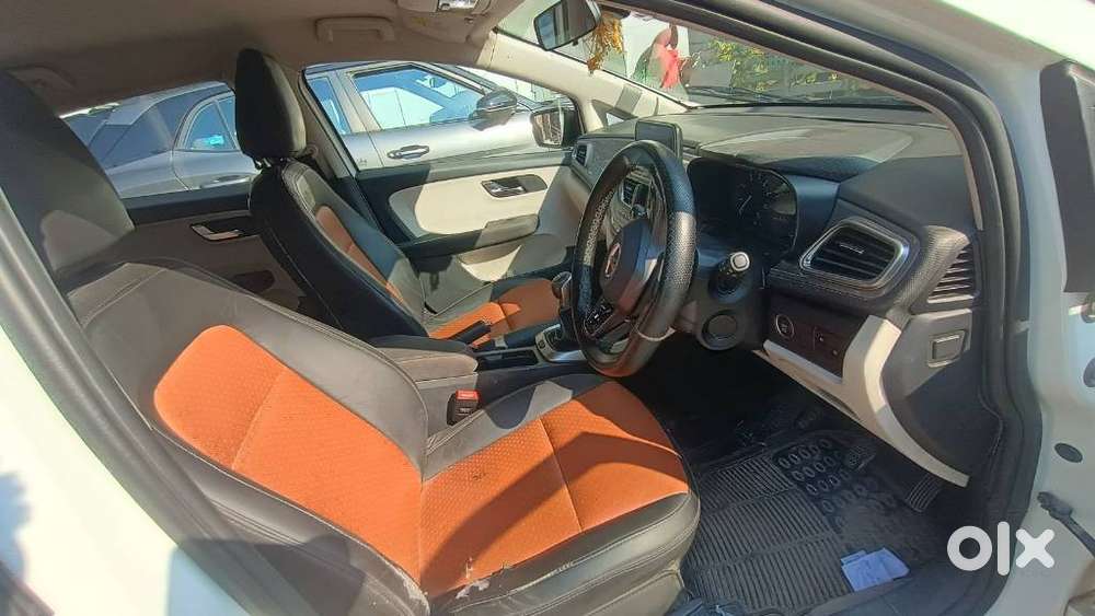 Tata Altroz Xz, 2022, Petrol