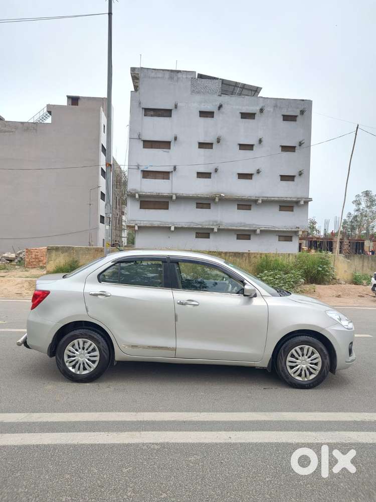 Maruti Suzuki Dzire 1.2 Vxi Amt, 2019, Cng & Hybrids