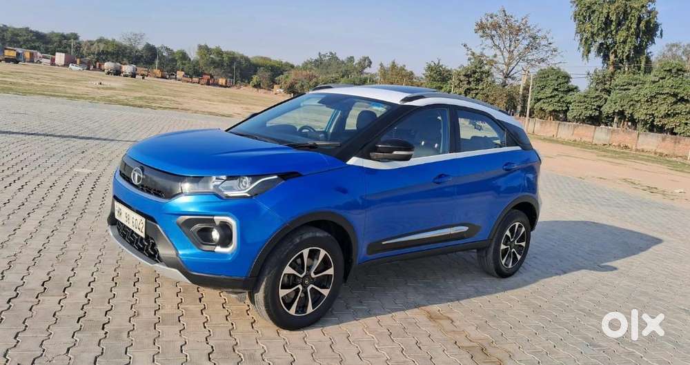 Tata Nexon 1.2 Revotron Xza Plus Dualtone, 2020, Petrol