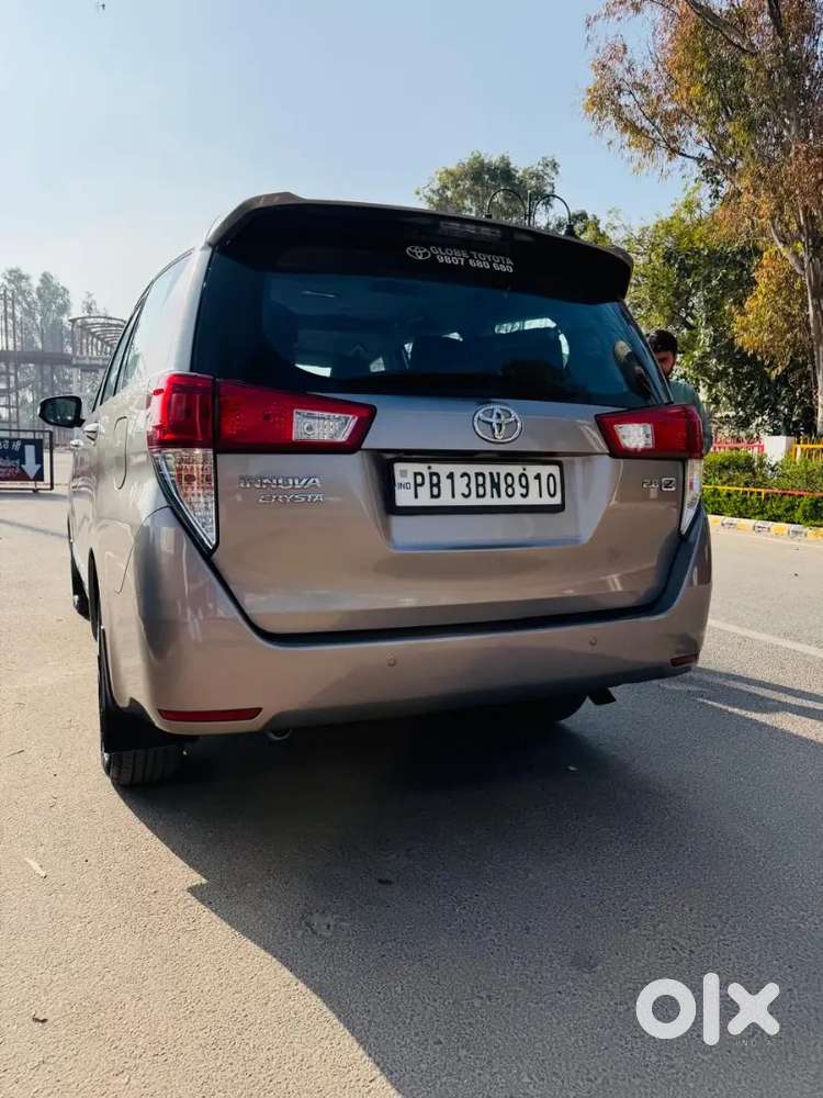 Innova Crysta Z 2.8 Automatic