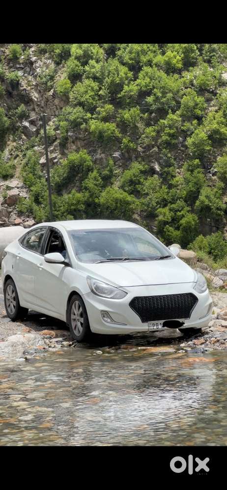 Hyundai Fluidic Verna 2011 Model