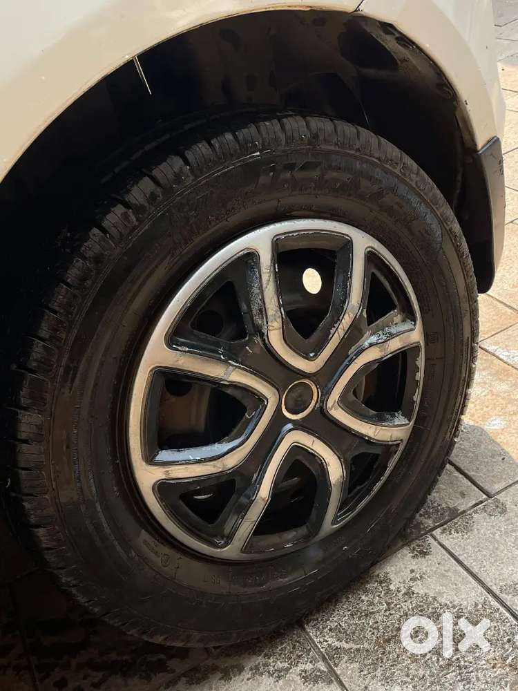 Maruti Suzuki Swift 2018 Good Condition ,all Tyers Above 85%,