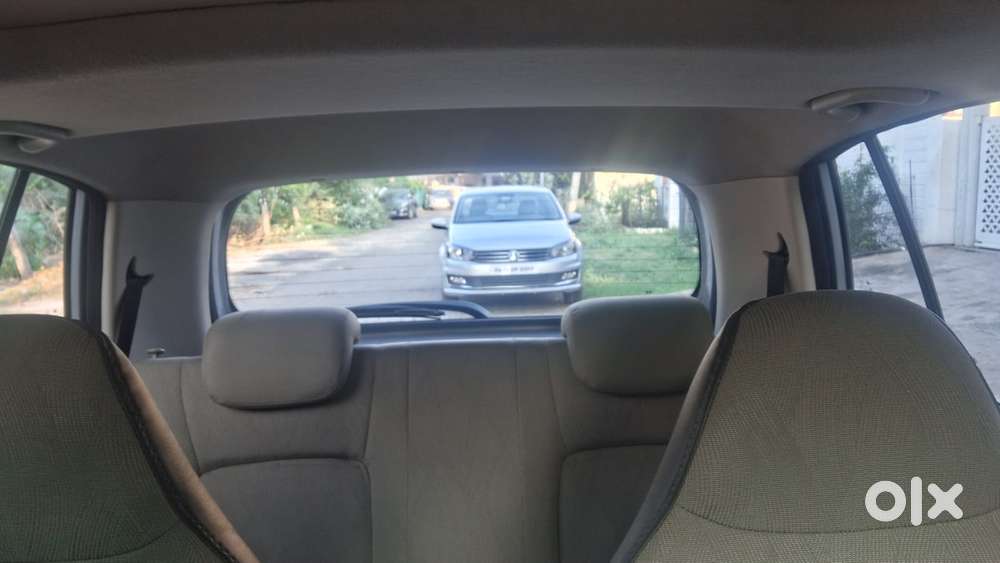 Hyundai I10 Asta At, 2011, Petrol