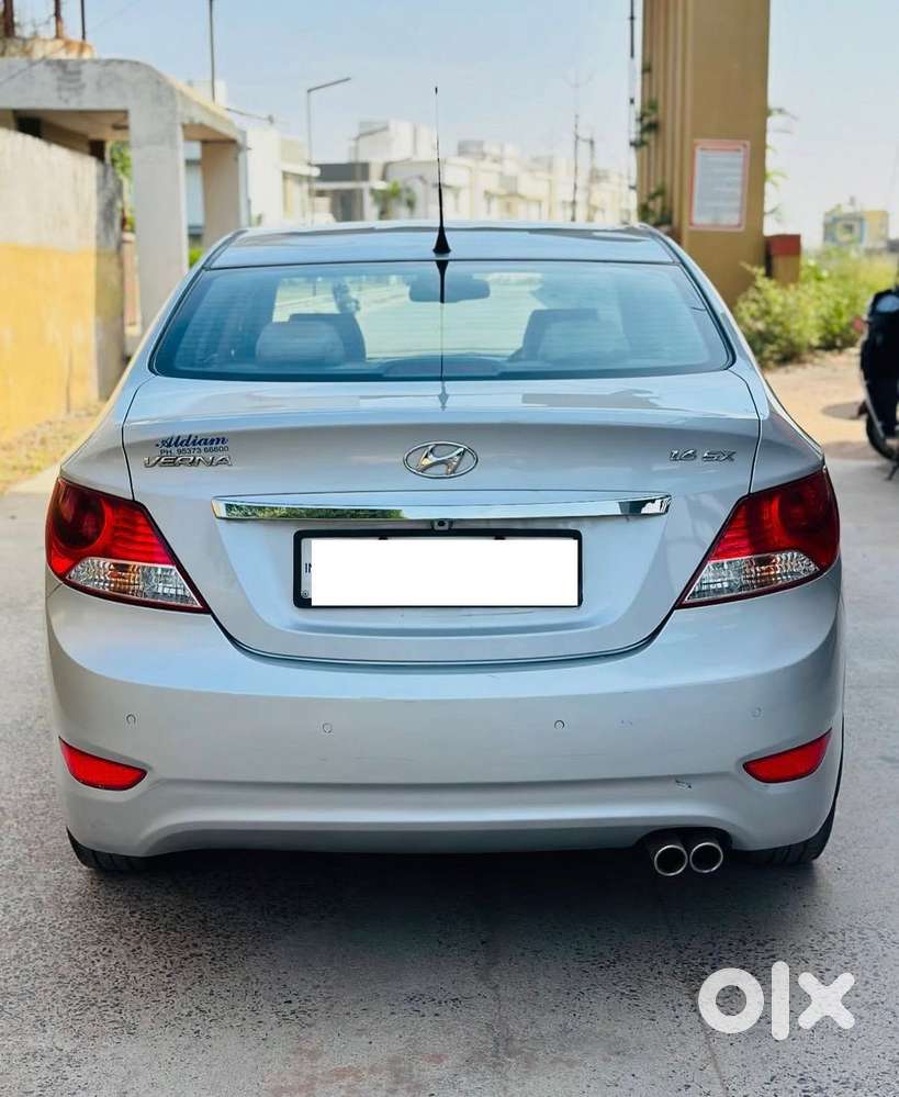Hyundai Fluidic Verna