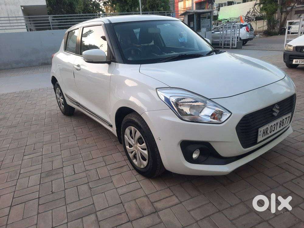 Maruti Suzuki Swift Vxi + Manual, 2019, Petrol