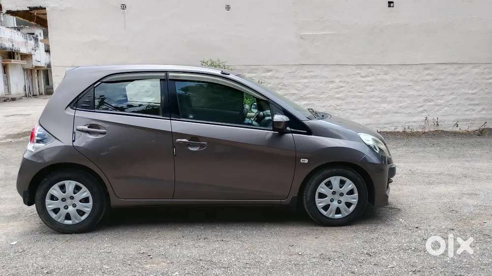 Honda Brio 2013 Petrol Well Maintained