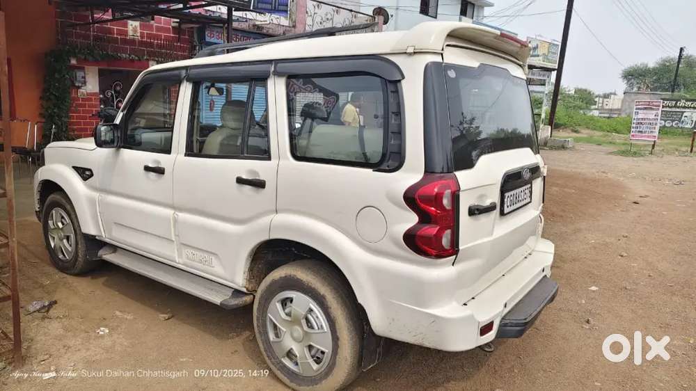 Mahindra Scorpio 2021 Diesel 97000 Km Driven