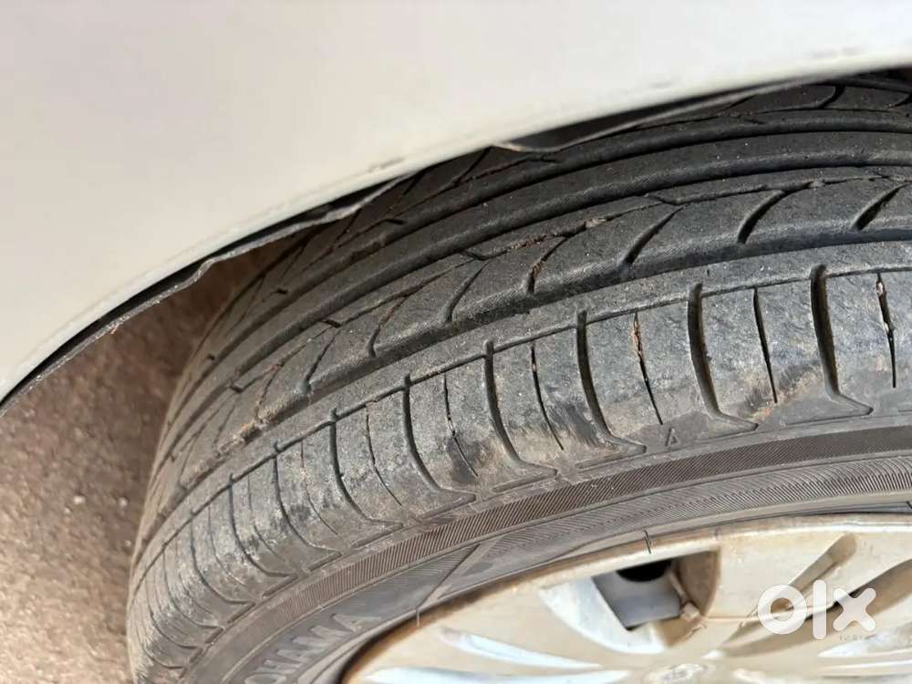 Toyota Innova 2014 Diesel 500000 Km Driven