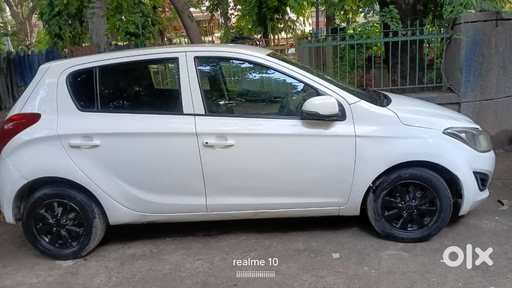 Hyundai I20 Sportz 1.2 Bs-iv, 2012, Cng & Hybrids