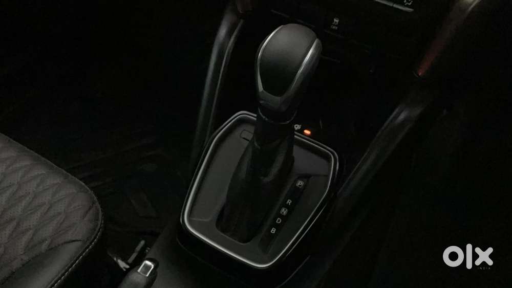 Maruti Suzuki Grand Vitara 1.5 Alpha Plus Intelligent Hybrid Ecvt, 2..