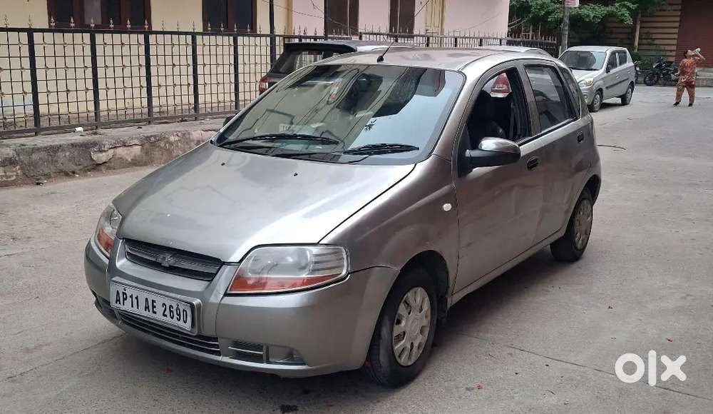 Chevrolet Aveo 2009 Petrol 76000 Km Driven
