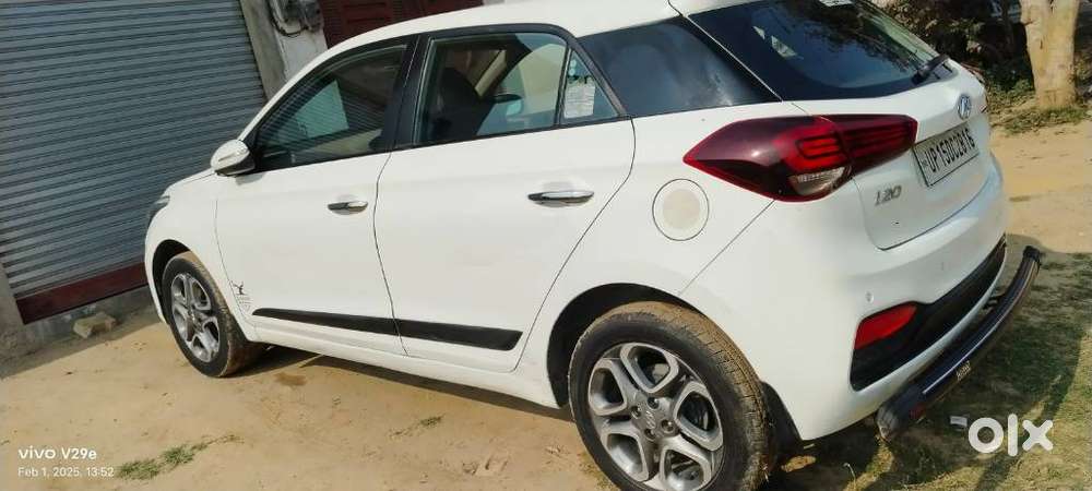 Hyundai I20 Asta (o) 1.2 Mt, 2019, Cng & Hybrids