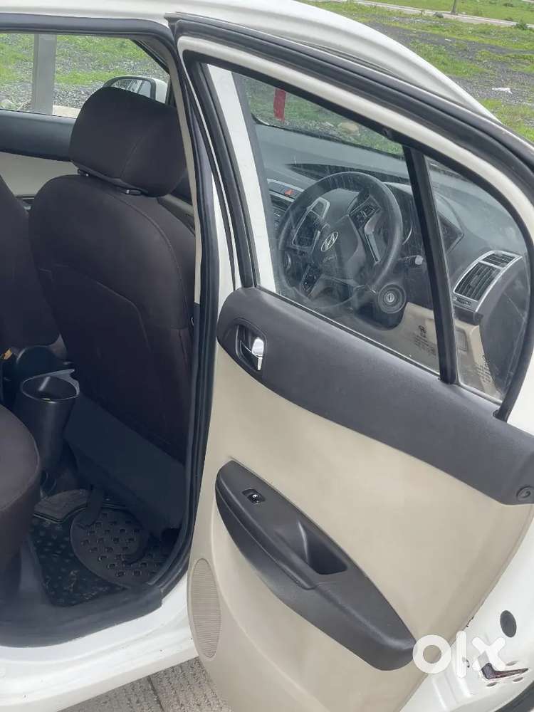 Hyundai I20 Sportz 2013