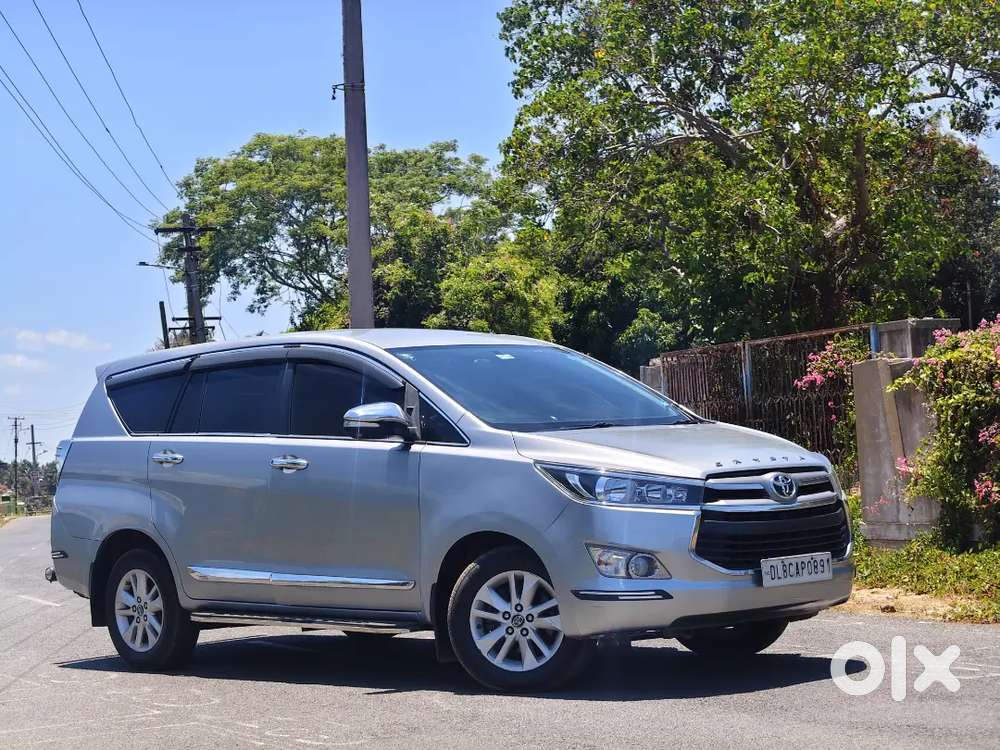 Toyota Innova Crysta 2016