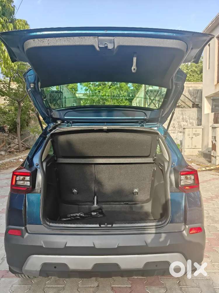 Skoda Kylaq 2025 Petrol Well Maintained