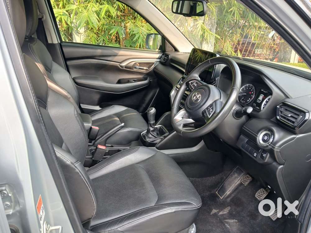 Toyota Urban Cruiser Hyryder 1.5 V Hybrid, 2022, Petrol